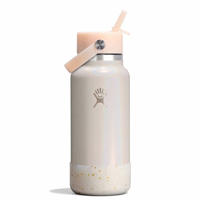 medium-boot-e0 le-f25w32-g-32-oz-wide-flex-straw-cap-glimmer-cream-straight-withboot_1_1_1.jpg